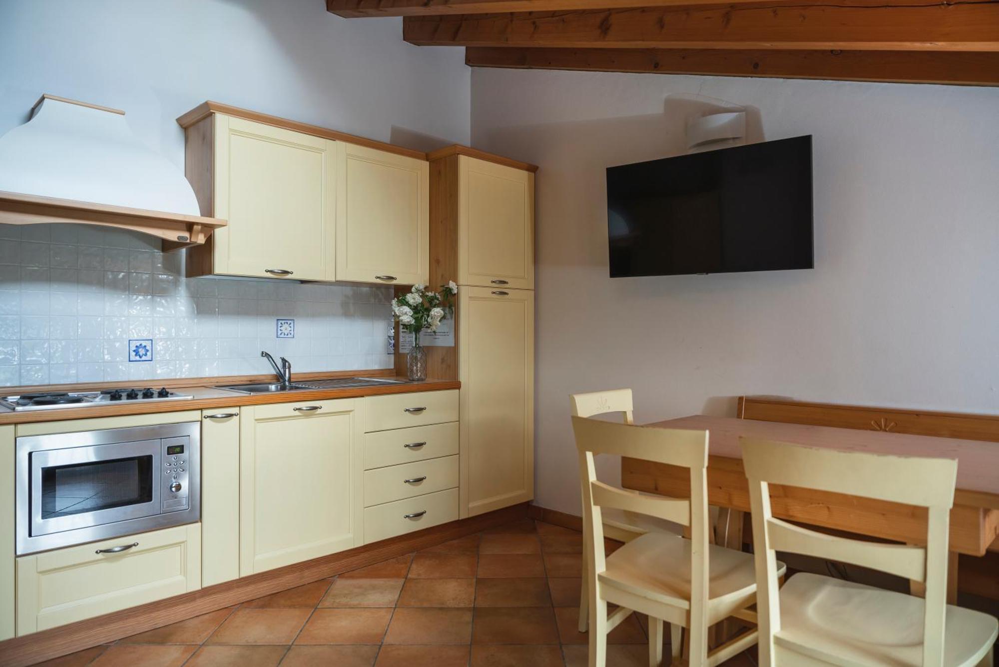 Agriturismo La Filanda マネルバ・デル・ガルダ エクステリア 写真